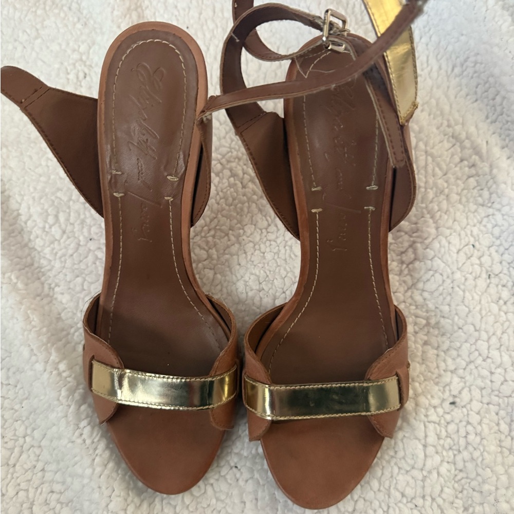 Elizabeth and James gold and tan strap heel